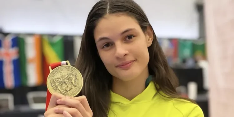 Brasileira vai ao Mundial de taekwondo como número 1