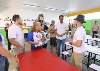 David Almeida anuncia entrega de quatro escolas em Manaus