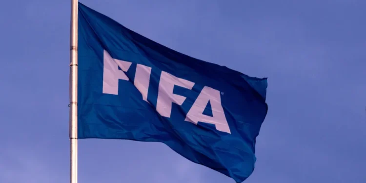 Fifa faz homenagem a 10 treinadores, e só um brasileiro aparece na lista