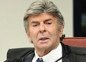 Fux pede mudança de Turma no STF e deve ficar fora de processos sobre trama golpista