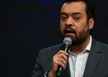 Governador do RJ reconhece excesso das competências do estado em operação