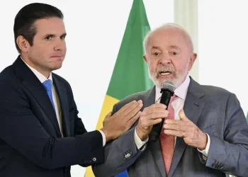 Hugo Motta diz que diálogo volta a ocupar relação entre Brasil e EUA