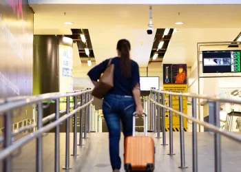 Senado aprova gratuidade de até 10 kg para bagagem de mão em voos