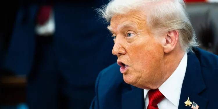 Trump diz que prepara acordos com China e Índia, mas negociação com Coreia do Sul segue travada