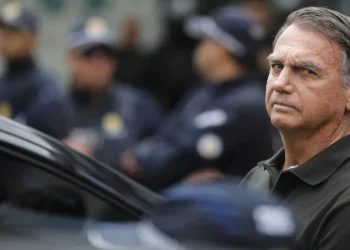 Auxiliar de Moraes visita Papuda antes de STF julgar recursos de Bolsonaro e outros condenados