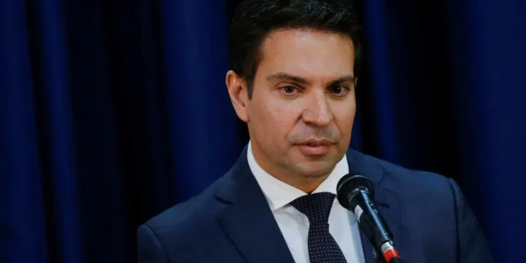 Câmara diz que não foi informada sobre saída de Ramagem do país