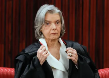 Cármen Lúcia antecipa saída do TSE, e Kassio assume presidência em maio