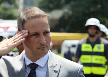 Governo vê tiro no pé da direita em ataque à PF no PL antifacção e celebra recuo de Derrite