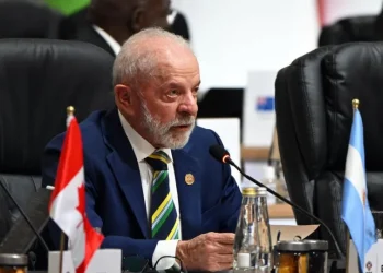 Lula diz que tudo mundo sabe o que Bolsonaro fez e minimiza fala de Trump