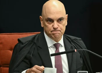 STF referenda prisão de Bolsonaro, e decisão de Moraes para cumprimento da pena é iminente