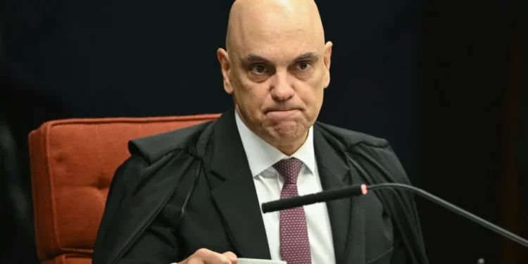 STF referenda prisão de Bolsonaro, e decisão de Moraes para cumprimento da pena é iminente
