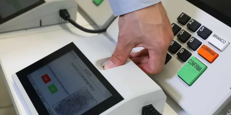 TSE discute criar banca de heteroidentificação após fraude na cota eleitoral de negros