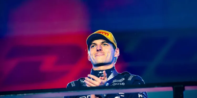 Red Bull banca permanência de Verstappen e ignora rumores de saída ao final da temporada