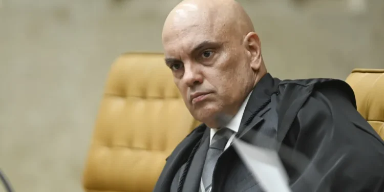Globo é detonada após Justiça negar acusações contra Moraes