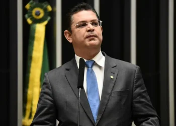 Líder do PL chama Moraes de psicopata e vê abuso de poder em anulação de votação sobre Zambelli