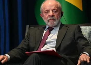 Lula convoca reunião emergencial sobre ataque dos EUA à Venezuela, diz TV