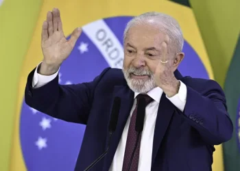 Lula saúda vitória da democracia brasileira sobre tarifas de Trump