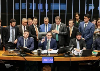 PL da Dosimetria beneficia criminosos comuns, dizem especialistas