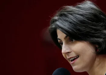 PSOL anuncia filiação de Manuela d’Ávila e pré-candidatura ao Senado