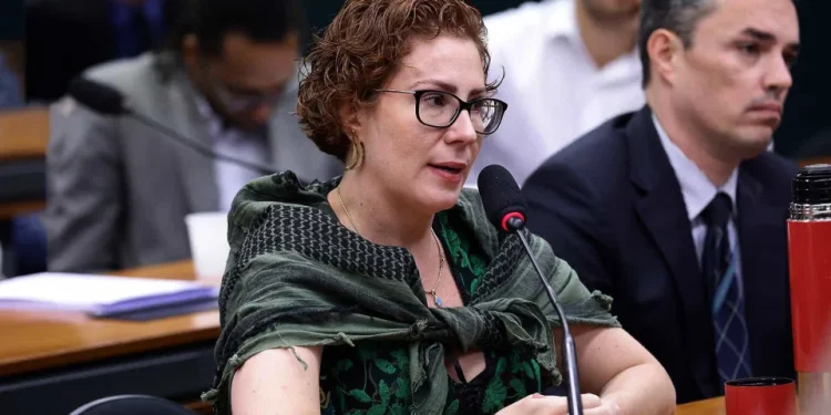 Primeira Turma do STF tem maioria para confirmar cassação de Zambelli