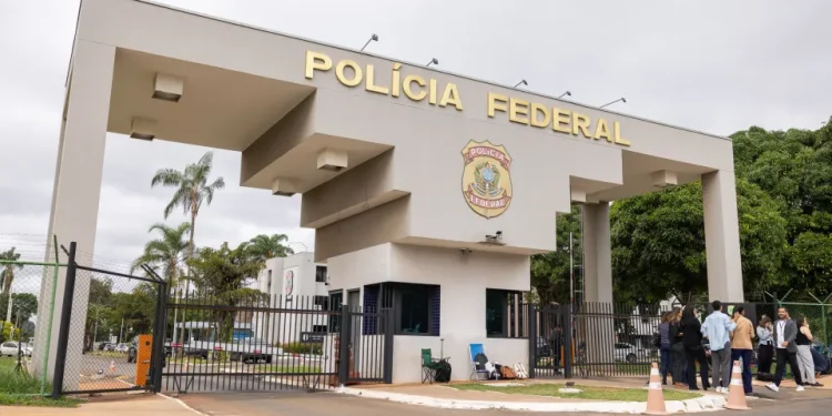 Supremo brasileiro autoriza ecografia a Jair Bolsonaro na prisão