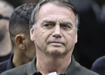 Bolsonaro tem ‘melhora importante’, mas ainda sem previsão de deixar a UTI