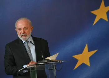 Governo Lula consulta países sobre Conselho da Paz e avalia resposta coordenada a convite de Trump