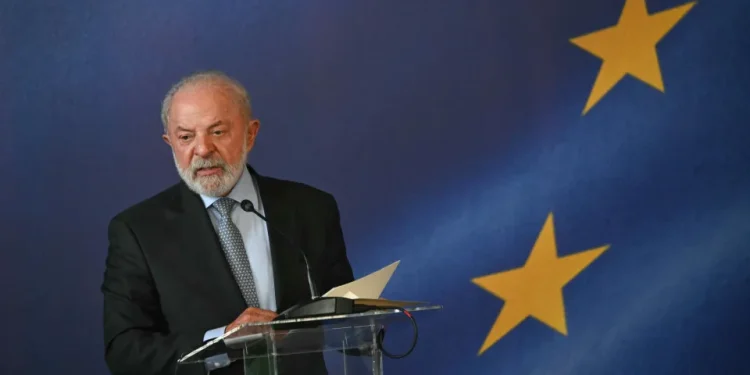 Governo Lula consulta países sobre Conselho da Paz e avalia resposta coordenada a convite de Trump