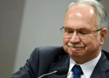 Master: Fachin antecipa retorno a Brasília para conter desgaste do STF com condução de Toffoli