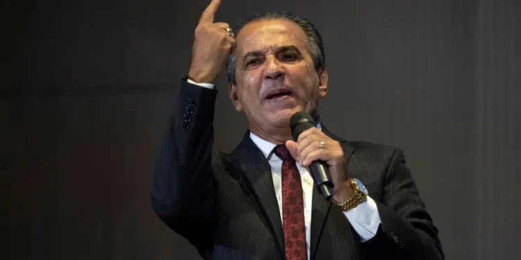 Moraes manda Malafaia se explicar por chamar Alto Comando do Exército de frouxo