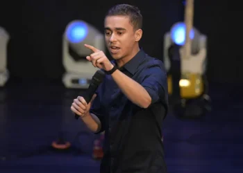 Nikolas encerra ato em Brasília com recado ao STF e sem citar vítimas de raio