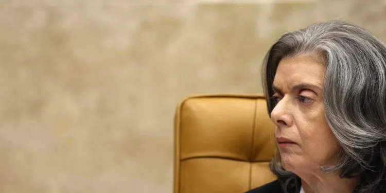 Cármen anuncia regras de conduta para juízes eleitorais com restrição de participação em eventos