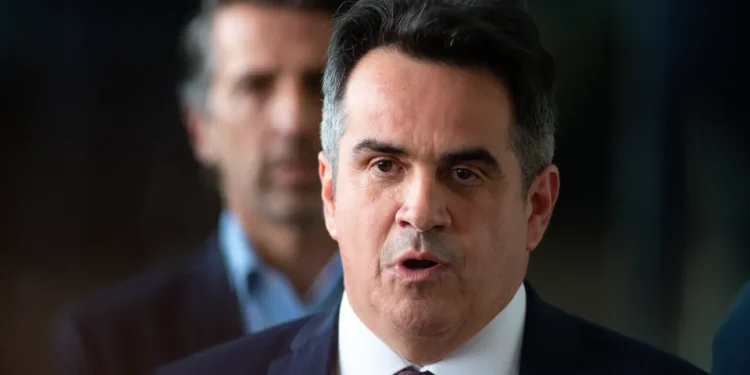 Ciro Nogueira reage a escolha de Bolsonaro sobre candidaturas ao Senado em SC