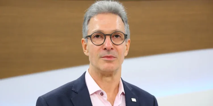 ‘Levarei a minha pré-candidatura até o final’, afirma Romeu Zema