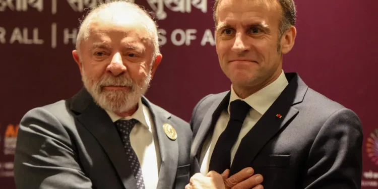 Lula e Macron tratam de defesa, ciência e tecnologia e comércio