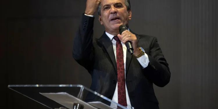 Malafaia e Paulo Figueiredo trocam farpas após pastor defender Tarcísio à Presidência