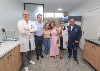 Delegado Péricles entrega R$ 530 mil em emendas para modernizar e fortalecer a Maternidade Azilda Marreiro