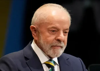 Ao menos 18 ministros vão deixar o governo até o dia 2, diz Lula