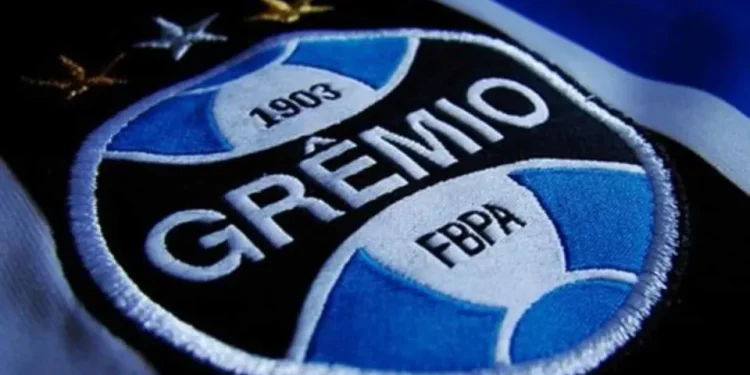 Cruzeiro supera vaias a goleiro e vence o Bragantino de virada no Mineirão