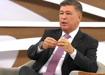 Relatório da CPMI do INSS pede indiciamento de 216 pessoas