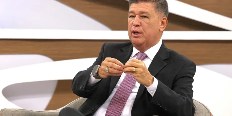 Relatório da CPMI do INSS pede indiciamento de 216 pessoas