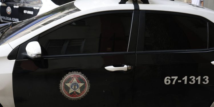 Casal é preso com canetas emagrecedoras e anabolizantes do Paraguai