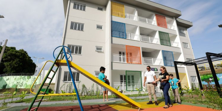 Amazonas entra no top 10 em transparência de obras públicas