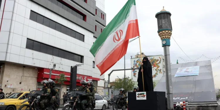 Irã registra 3.375 mortos nos bombardeios dos EUA e de Israel